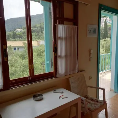 호텔 Argo Áyios Nikítas